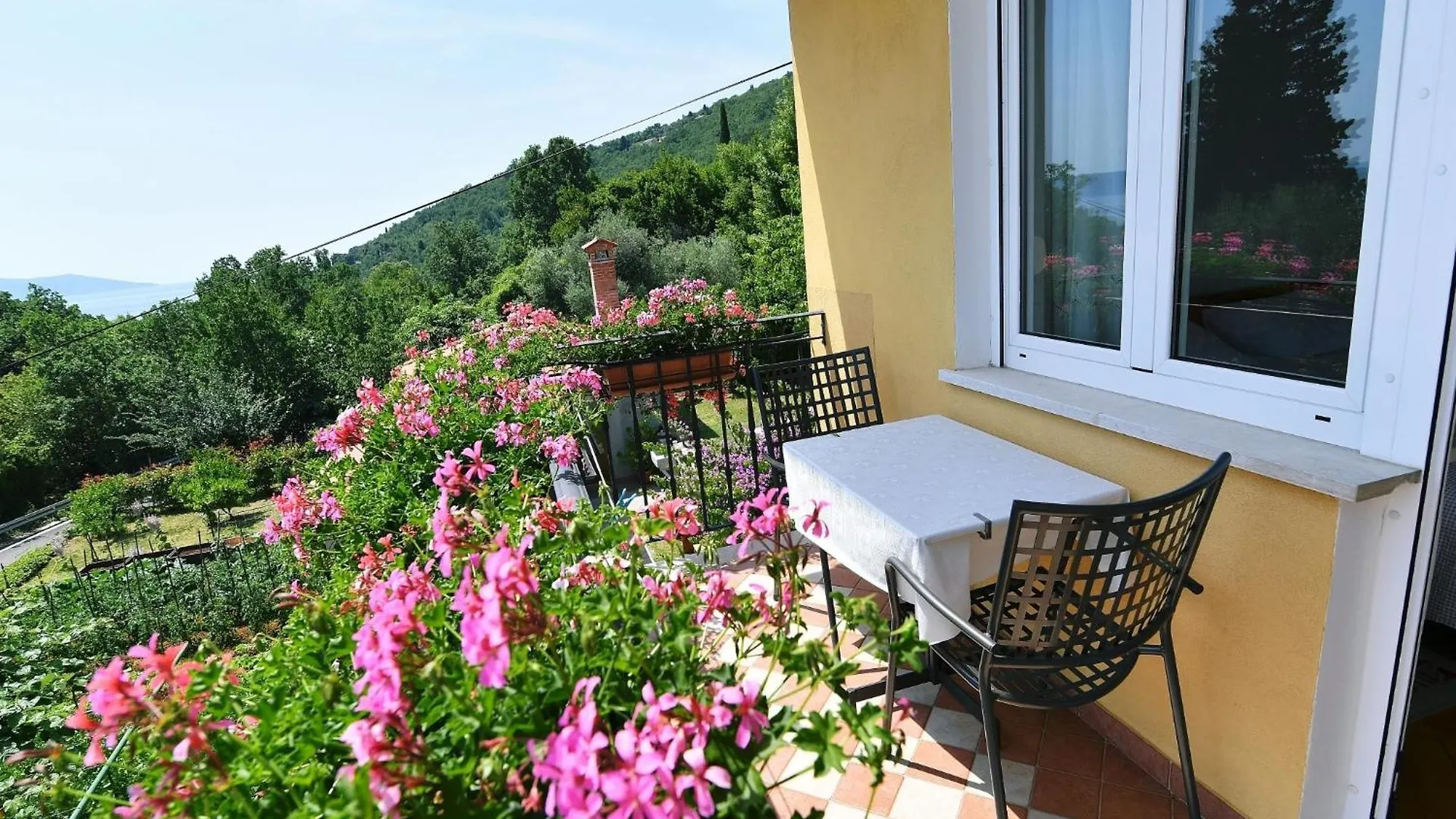 Penzion Holiday Home, Apartment And Rooms Milica Mošćenička Draga